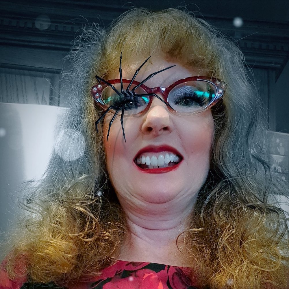 Meet your Posher, Eileen